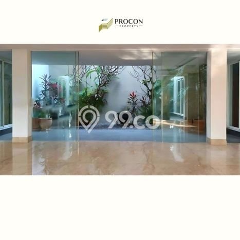 Jual Rumah Luas Megah Dengan View Eksklusif di Senopati, Jakarta Selatan Jual Rumah Luas Megah Dengan View Eksklusif di Senopati, Jakarta Selatan