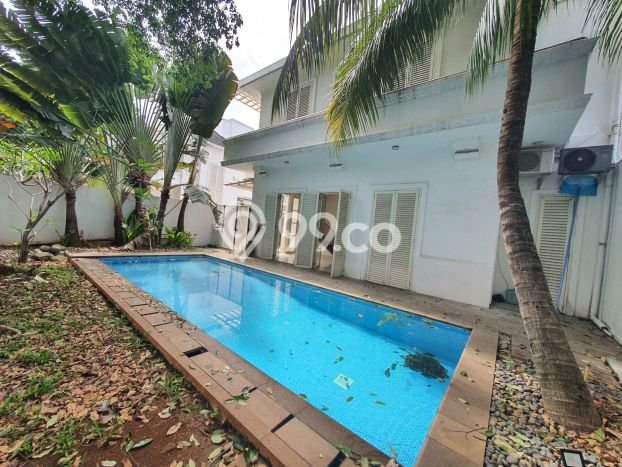 Rumah Sewa Jakarta Selatan LT 247m2 LB 385m2 Kawasan Kemang Rumah Sewa Jakarta Selatan LT 247m2 LB 385m2 Kawasan Kemang