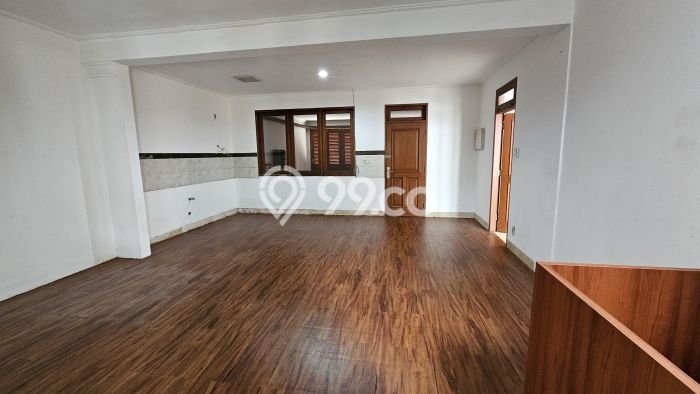 Rumah Elit Modern Tanpa Renovasi di Pejaten Jakarta Selatan Rumah Elit Modern Tanpa Renovasi di Pejaten Jakarta Selatan