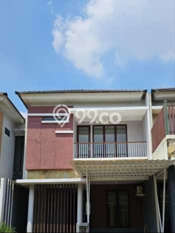 Hunian Mewah LB 117m2 Siap Pakai Desain Elegan di Bintaro, Tangerang Selatan Hunian Mewah LB 117m2 Siap Pakai Desain Elegan di Bintaro, Tangerang Selatan