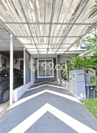 For Sale Rumah 2 Kamar Lokasi Ideal Bagus dan Strategis di Ciputat For Sale Rumah 2 Kamar Lokasi Ideal Bagus dan Strategis di Ciputat