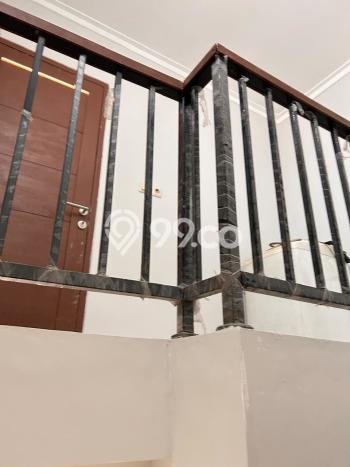Rumah Modern 3 Kamar LT 72m2 di Graha Raya Rumah Modern 3 Kamar LT 72m2 di Graha Raya