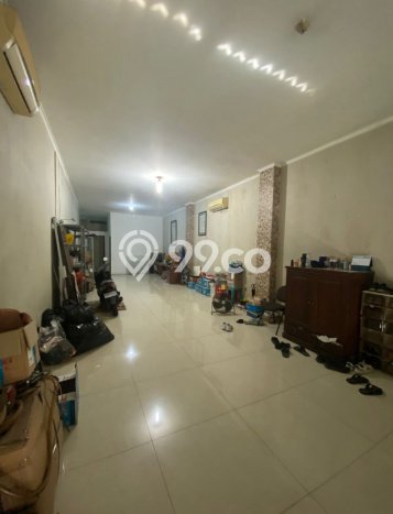 Unit Ruko Dijual di Jakarta Barat LT 137m2 & LB 415m2 Unit Ruko Dijual di Jakarta Barat LT 137m2 & LB 415m2
