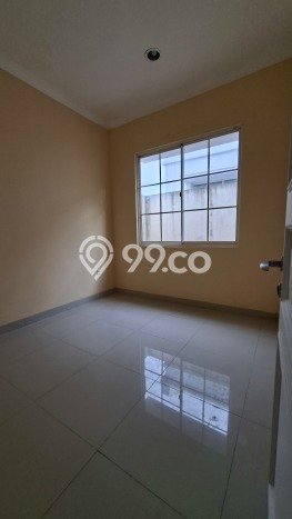 Rumah Sewa Jakarta Barat LT 90m2 LB 130m2 Kawasan Green Lake City Rumah Sewa Jakarta Barat LT 90m2 LB 130m2 Kawasan Green Lake City