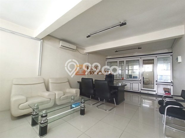 FOR SALE! Ruko di Gambir Jakarta Pusat, LT 64m2, LB 192m2 FOR SALE! Ruko di Gambir Jakarta Pusat, LT 64m2, LB 192m2