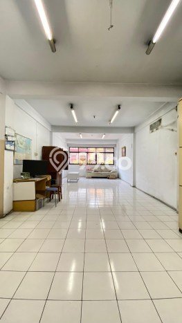 Ruko untuk Disewa di Pusat Jakarta Utara Luas Bangunan 200m2 Ruko untuk Disewa di Pusat Jakarta Utara Luas Bangunan 200m2