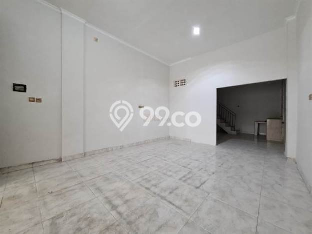 Unit Komersial Disewakan di Jakarta Barat Area Strategis Harga Kompetitif Unit Komersial Disewakan di Jakarta Barat Area Strategis Harga Kompetitif