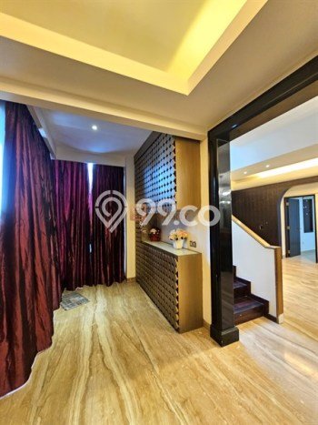 Rumah Luxury Modern Tanpa Renovasi di Thamrin Jakarta Pusat Rumah Luxury Modern Tanpa Renovasi di Thamrin Jakarta Pusat