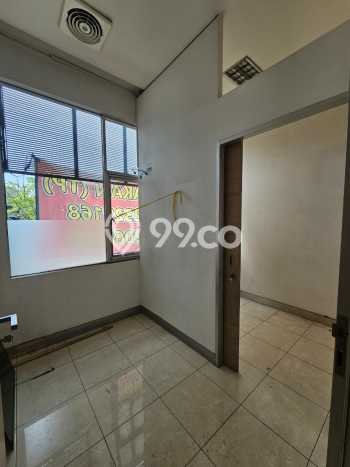 Disewakan Ruko di Pusat Kota Bandung Ramai Strategis Disewakan Ruko di Pusat Kota Bandung Ramai Strategis