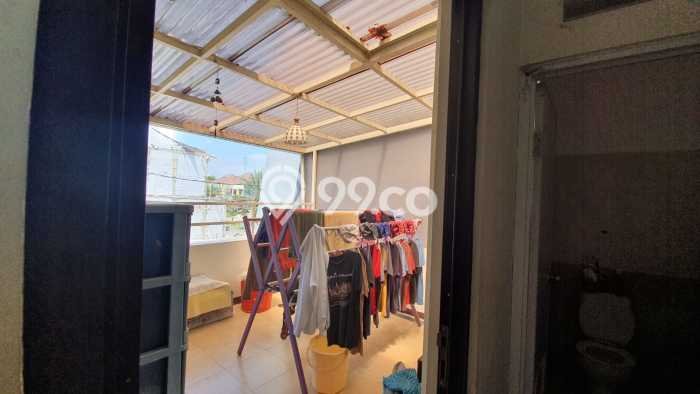 Rumah Minimalis 4 KT LT 180m2 di Buah Batu Rumah Minimalis 4 KT LT 180m2 di Buah Batu