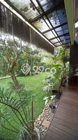 Jual Rumah Luas Elegan Dengan View Eksklusif di Resor Dago Pakar, Bandung Jual Rumah Luas Elegan Dengan View Eksklusif di Resor Dago Pakar, Bandung