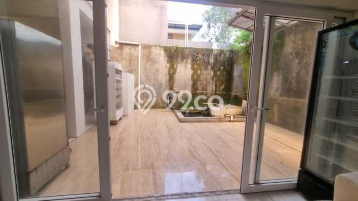 Hunian Elit LB 300m2 Siap Huni Desain Elegan di Kota Baru Parahyangan, Bandung Hunian Elit LB 300m2 Siap Huni Desain Elegan di Kota Baru Parahyangan, Bandung
