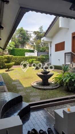 Rumah Mewah LB 500m2 Siap Pakai Desain Elegan di Cigadung, Bandung Rumah Mewah LB 500m2 Siap Pakai Desain Elegan di Cigadung, Bandung
