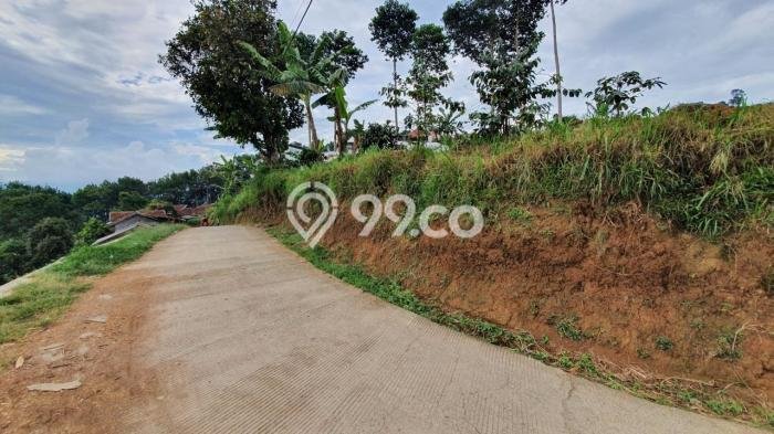 Lahan Dijual Lokasi Strategis di Bandung dengan Luas 550m2 Lahan Dijual Lokasi Strategis di Bandung dengan Luas 550m2