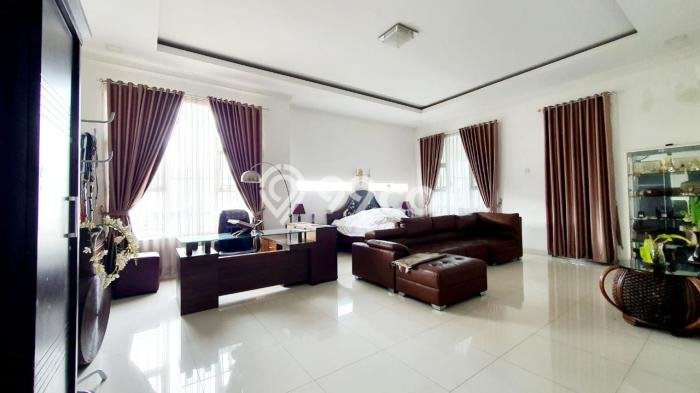 Dijual Rumah Luas Megah Dengan View Eksklusif di Buah Batu, Bandung Dijual Rumah Luas Megah Dengan View Eksklusif di Buah Batu, Bandung