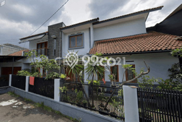 Rumah Elit Modern Tanpa Renovasi di Turangga Bandung Rumah Elit Modern Tanpa Renovasi di Turangga Bandung