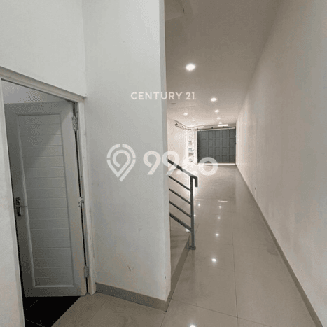 Ruko Dijual di Bandung LT 135m2 & LB 135m2 Lokasi Terbaik! Ruko Dijual di Bandung LT 135m2 & LB 135m2 Lokasi Terbaik!