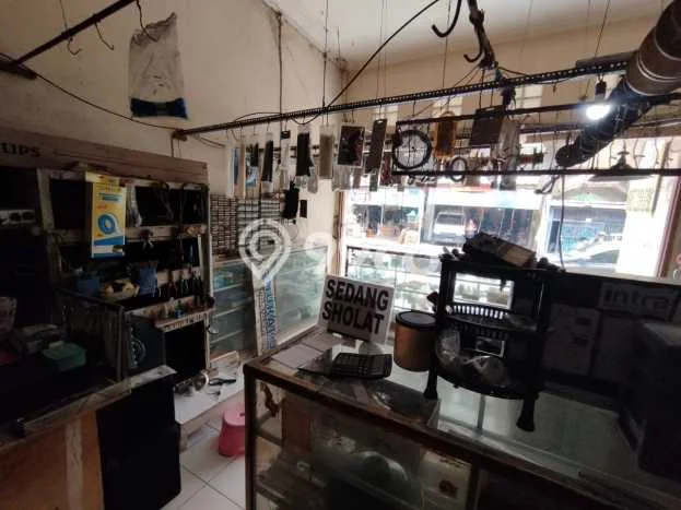 Ruko Bagus Dijual LB 44m2 Lokasi Strategis Bandung Area Cocok untuk Berbisnis Ruko Bagus Dijual LB 44m2 Lokasi Strategis Bandung Area Cocok untuk Berbisnis