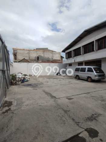 Gudang Disewa di Bandung dengan LB 1100m2 Area Komersial Ramai Gudang Disewa di Bandung dengan LB 1100m2 Area Komersial Ramai