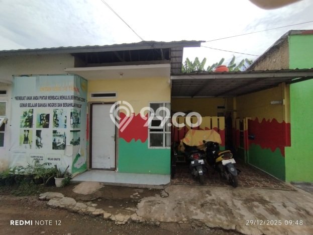 Aset Investasi! Kost Dijual di Margaasih, Bandung, 9 KT, 5 KM, Luas 250m2 Aset Investasi! Kost Dijual di Margaasih, Bandung, 9 KT, 5 KM, Luas 250m2
