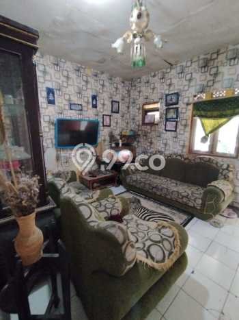 Hunian Strategis 4 KT LB 80m2 Kondisi Bagus di Rancamanyar Hunian Strategis 4 KT LB 80m2 Kondisi Bagus di Rancamanyar