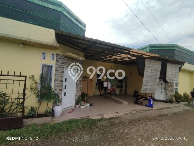 Aset Investasi! Kost Dijual di Margaasih, Bandung, 9 KT, 5 KM, Luas 250m2 Aset Investasi! Kost Dijual di Margaasih, Bandung, 9 KT, 5 KM, Luas 250m2