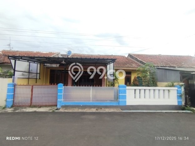 Rumah Luas Asri 4 KT Siap Huni di Kopo Bandung Rumah Luas Asri 4 KT Siap Huni di Kopo Bandung