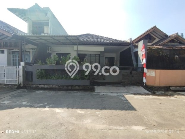 Dijual Hunian Rumah Terawat 3 Kamar di Cibaduyut, Bandung Dijual Hunian Rumah Terawat 3 Kamar di Cibaduyut, Bandung