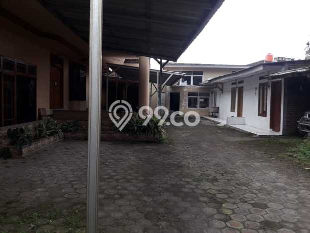Rumah Kost untuk Dijual di Margahayu dengan 10 KT, 8 KM, Luas 814m2 Rumah Kost untuk Dijual di Margahayu dengan 10 KT, 8 KM, Luas 814m2