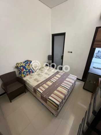 Ready to Use! Luxury House LT 220m2 Desain Modern di Sukomanunggal Ready to Use! Luxury House LT 220m2 Desain Modern di Sukomanunggal