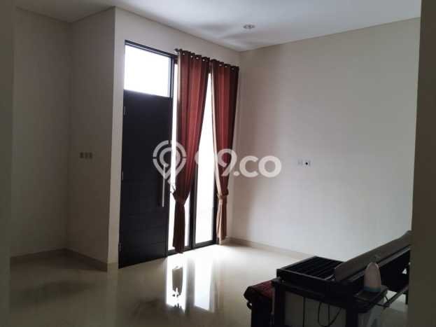 Rumah Mewah Dijual LT 300m2 di Sukolilo, Surabaya Rumah Mewah Dijual LT 300m2 di Sukolilo, Surabaya