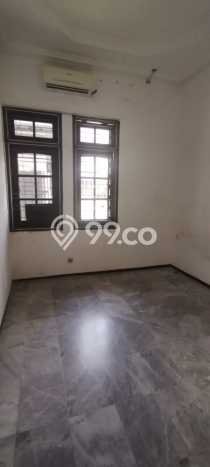 Rumah Luxury Modern Tanpa Renovasi di Sutorejo Surabaya Rumah Luxury Modern Tanpa Renovasi di Sutorejo Surabaya