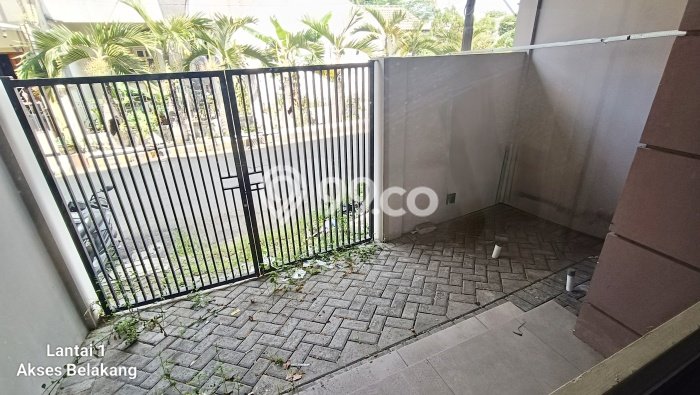Ruko paling strategis disewakan di Sukolilo Surabaya Ruko paling strategis disewakan di Sukolilo Surabaya