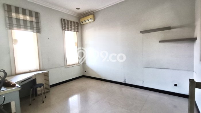 Dijual Rumah Mewah Exclusive di Sukolilo, Surabaya Dijual Rumah Mewah Exclusive di Sukolilo, Surabaya