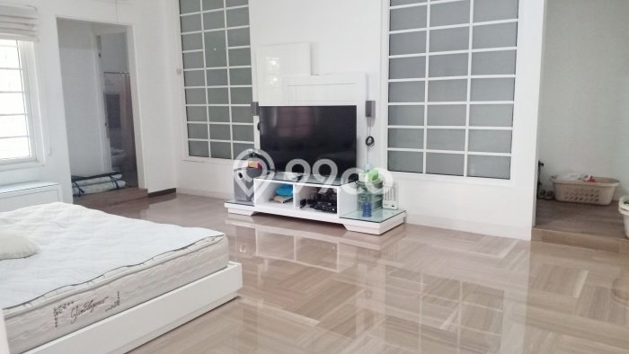 Rumah Mewah Siap Huni LT 1000m2 di Sukolilo, Surabaya Rumah Mewah Siap Huni LT 1000m2 di Sukolilo, Surabaya