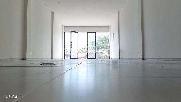 Ruko Dijual di Prime Area Surabaya Luas 145m2 Ruko Dijual di Prime Area Surabaya Luas 145m2