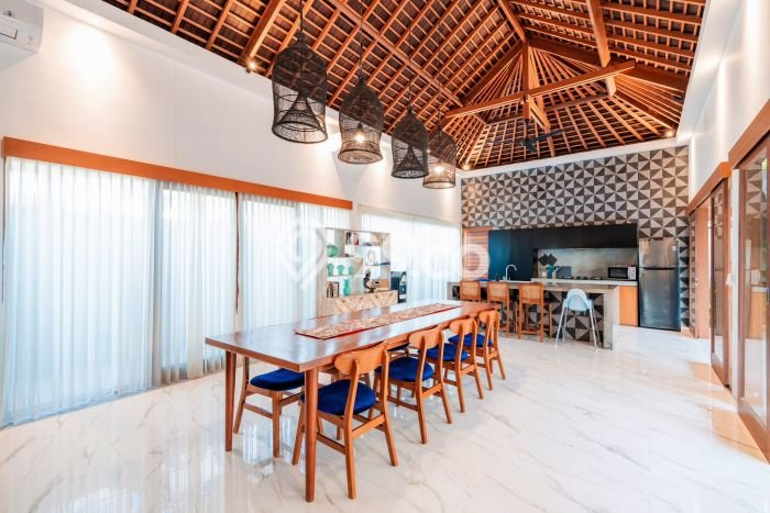 Ready to Use! Premium House LT 500m2 Desain Modern di Canggu Ready to Use! Premium House LT 500m2 Desain Modern di Canggu