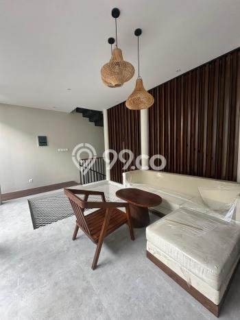 Hunian Elit LB 193m2 Siap Pakai Desain Elegan di Canggu, Badung Hunian Elit LB 193m2 Siap Pakai Desain Elegan di Canggu, Badung