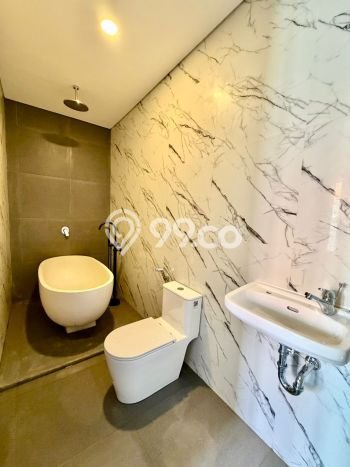 Ready to Use! Premium House LT 122m2 Desain Modern di Sanur Ready to Use! Premium House LT 122m2 Desain Modern di Sanur