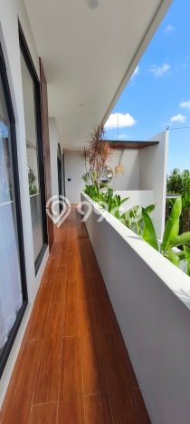 Rumah Elit LB 190m2 Siap Pakai Desain Elegan di canggu, Badung Rumah Elit LB 190m2 Siap Pakai Desain Elegan di canggu, Badung