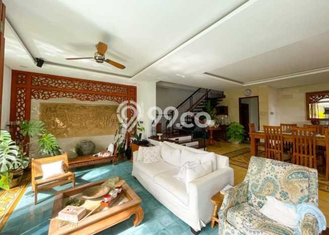 Hunian Elit LB 400m2 Siap Huni Desain Elegan di Umalas, Badung Hunian Elit LB 400m2 Siap Huni Desain Elegan di Umalas, Badung