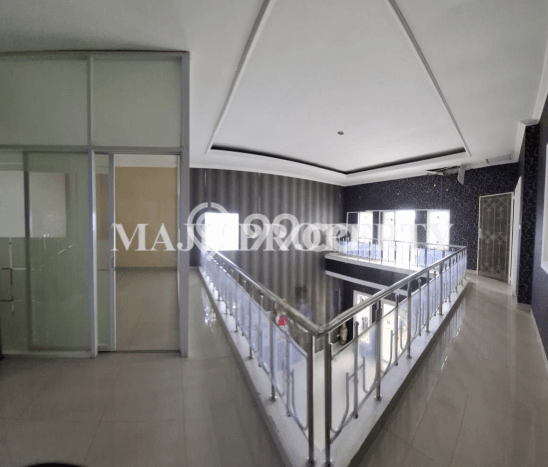 For Sale! Premium House LT 697m2 Desain Elegan di Legenda Wisata For Sale! Premium House LT 697m2 Desain Elegan di Legenda Wisata