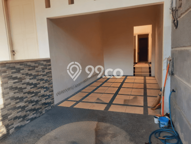 Rumah Modern 4 KT LT 251m2 di Margorejo Rumah Modern 4 KT LT 251m2 di Margorejo