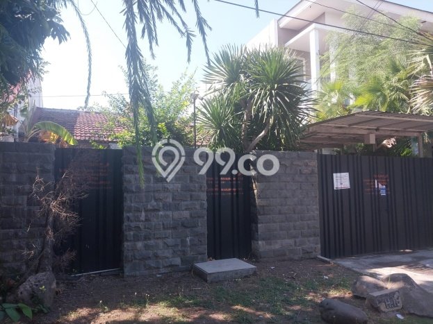 Hunian Cantik Modern Lb 300m2 di Wiyung, Surabaya Hunian Cantik Modern Lb 300m2 di Wiyung, Surabaya