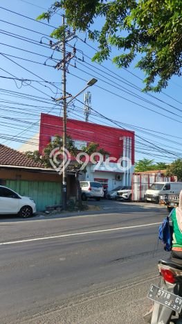 Dijual Gudang Area Komersial di Karangpilang, Luas 500m², Jalan Raya Dijual Gudang Area Komersial di Karangpilang, Luas 500m², Jalan Raya