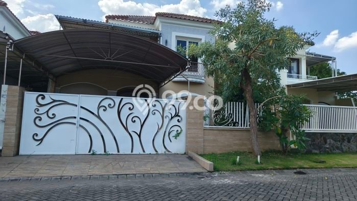 Rumah Minimalis 5 KT LT 200m2 di Babatan Rumah Minimalis 5 KT LT 200m2 di Babatan