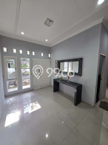 Rumah Strategis Modern Lb 145m2 di Jagakarsa, Jakarta Selatan Rumah Strategis Modern Lb 145m2 di Jagakarsa, Jakarta Selatan