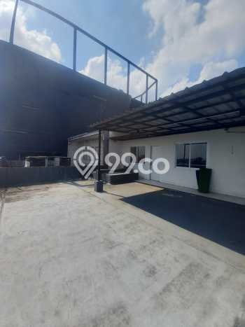 LOKASI STRATEGIS! Ruko Kawasan Kebayoran Lama, Luas 880m², Kawasan Berkembang LOKASI STRATEGIS! Ruko Kawasan Kebayoran Lama, Luas 880m², Kawasan Berkembang
