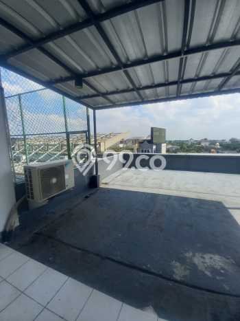 LOKASI STRATEGIS! Ruko Kawasan Kebayoran Lama, Luas 880m², Kawasan Berkembang LOKASI STRATEGIS! Ruko Kawasan Kebayoran Lama, Luas 880m², Kawasan Berkembang