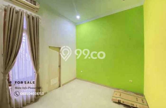 Rumah Mewah dengan Luas Tanah 128m² di Lingkungan Asri Jagakarsa, Jakarta Selatan Rumah Mewah dengan Luas Tanah 128m² di Lingkungan Asri Jagakarsa, Jakarta Selatan